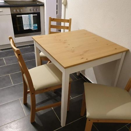 Monteurwohnung Fuer 6 Personen In Leipzig Exteriör bild